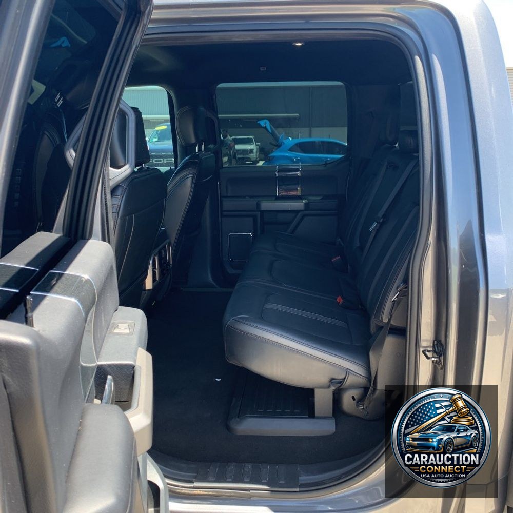 2022 Ford F-350 Super Duty Platinum