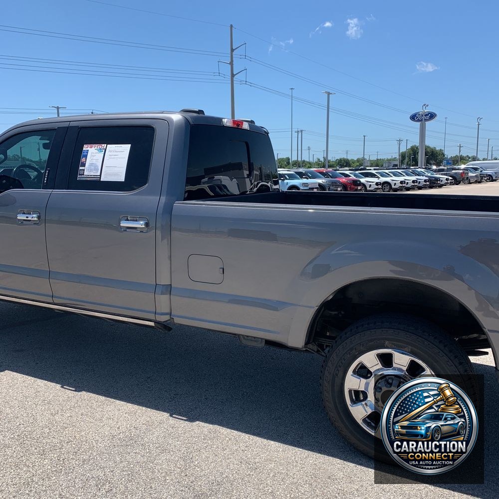 2022 Ford F-350 Super Duty Platinum