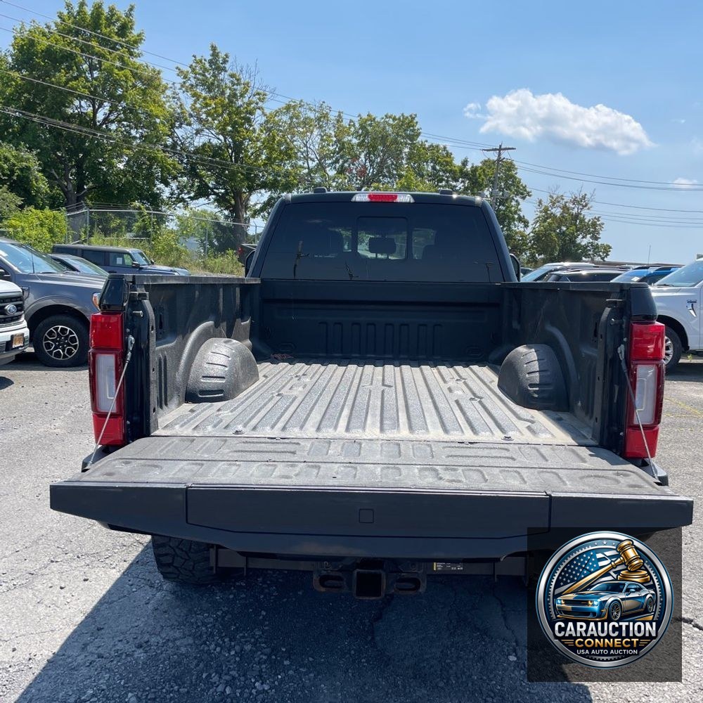 2022 Ford F-350 Super Duty Lariat