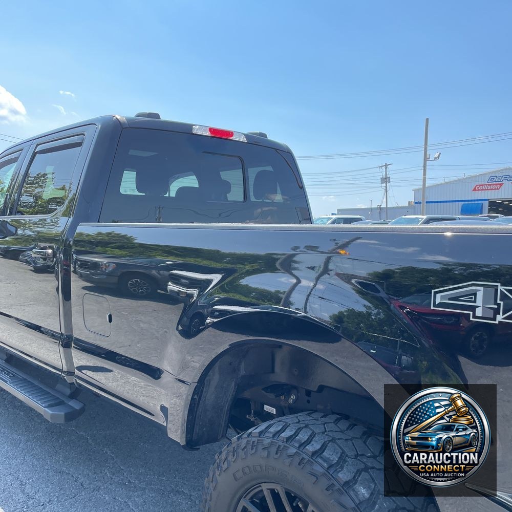 2022 Ford F-350 Super Duty Lariat