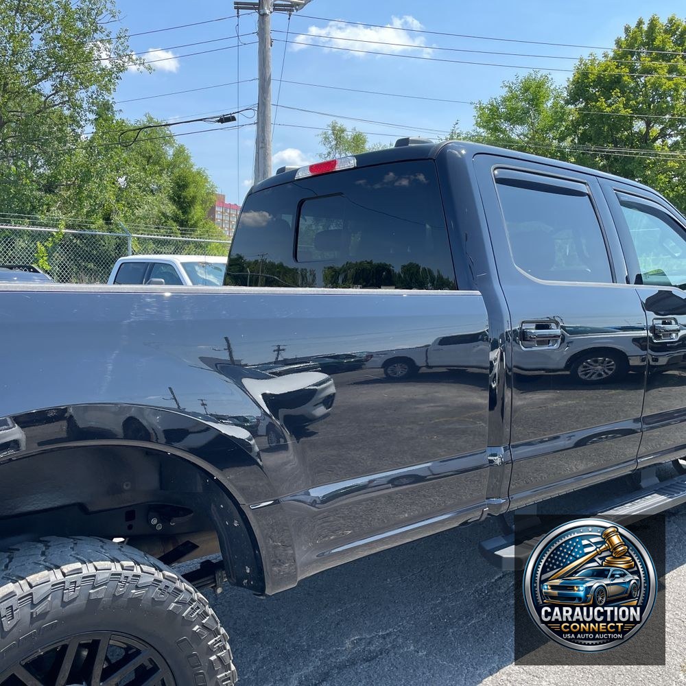 2022 Ford F-350 Super Duty Lariat
