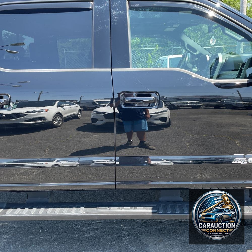 2022 Ford F-350 Super Duty Lariat