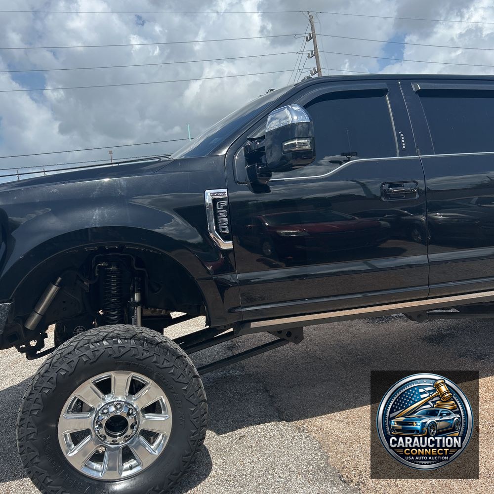 2017 Ford F350 S/D Platinum