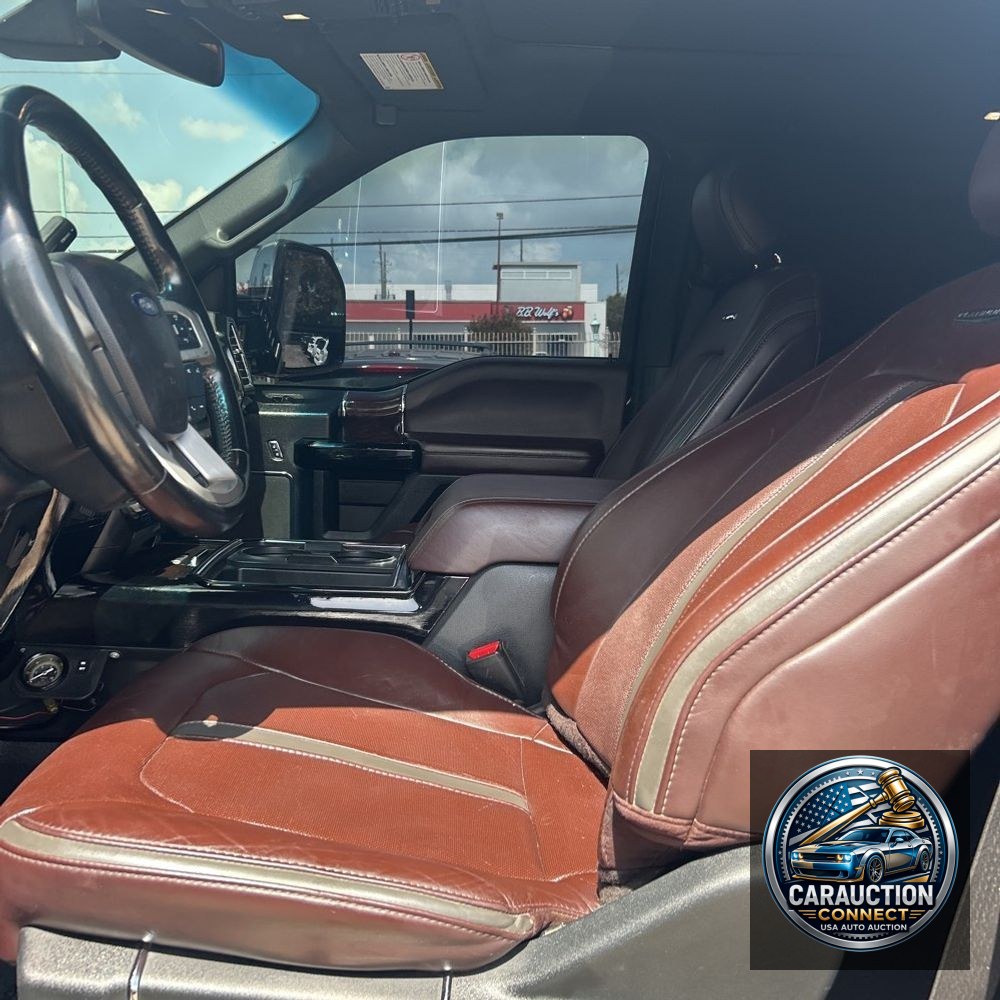 2017 Ford F350 S/D Platinum