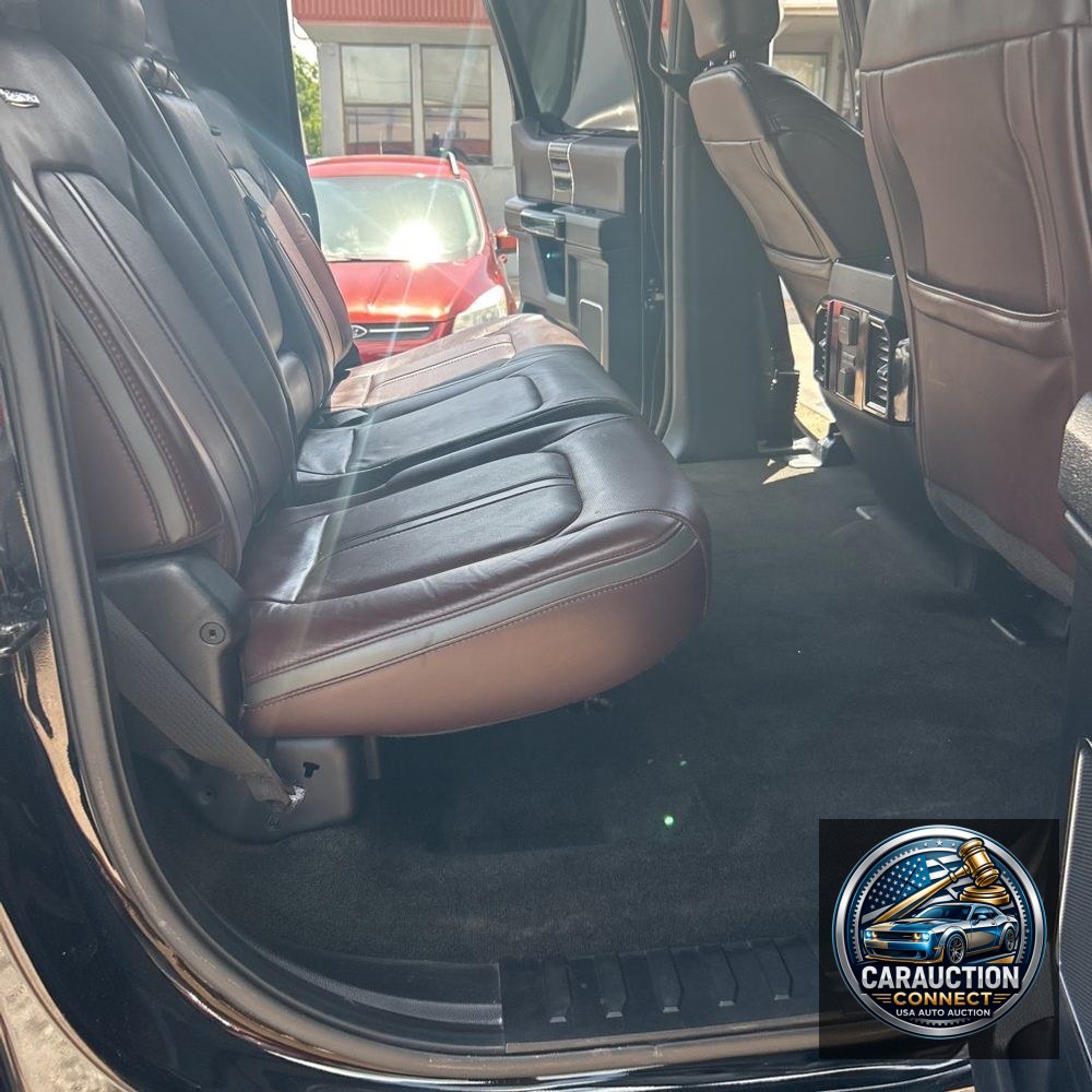 2017 Ford F350 S/D Platinum