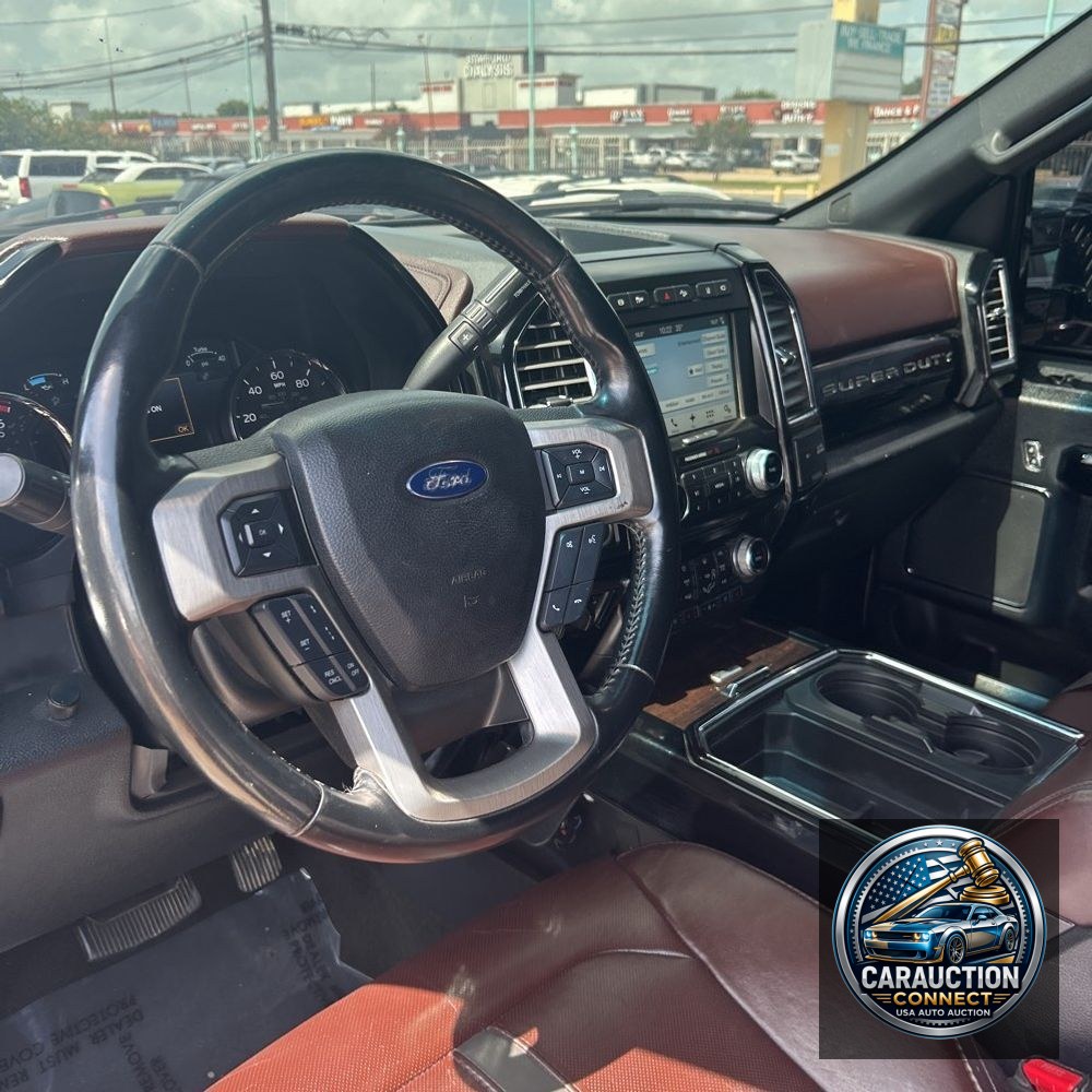 2017 Ford F350 S/D Platinum