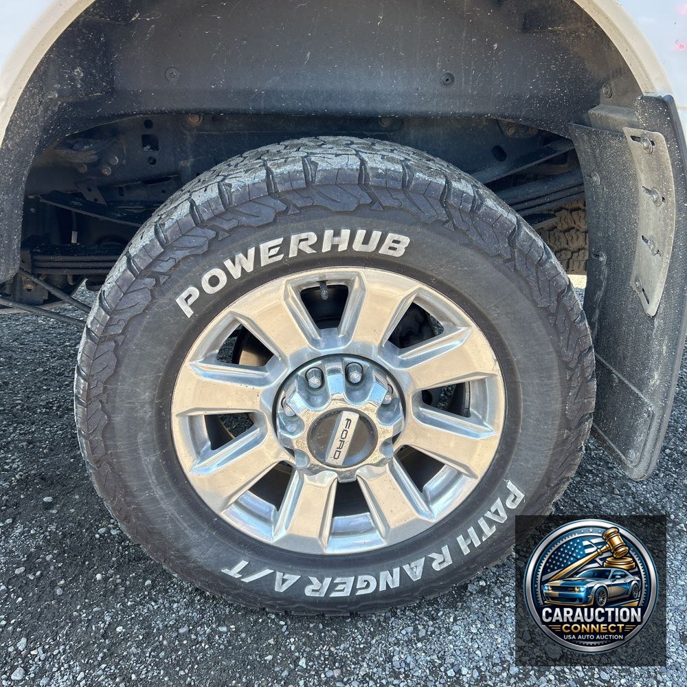 2017 Ford F350 S/D Platinum