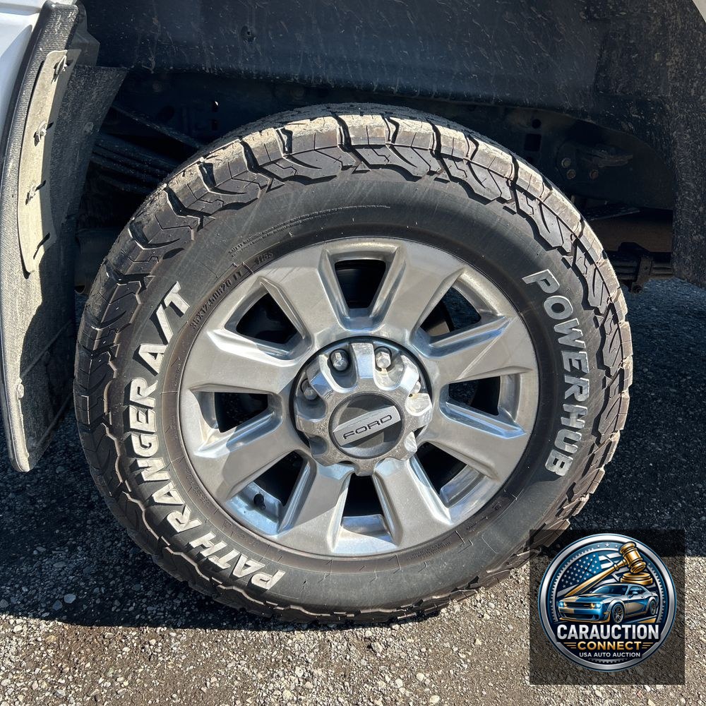 2017 Ford F350 S/D Platinum