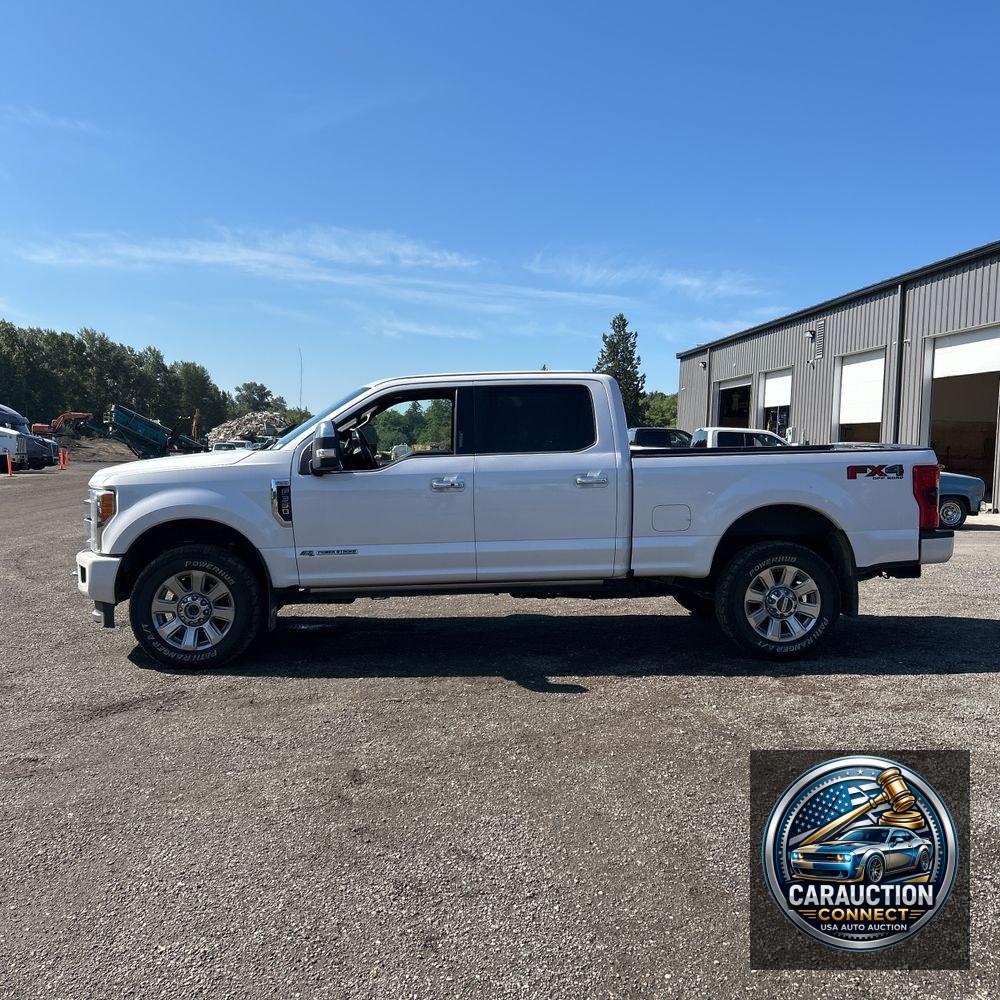 2017 Ford F350 S/D Platinum