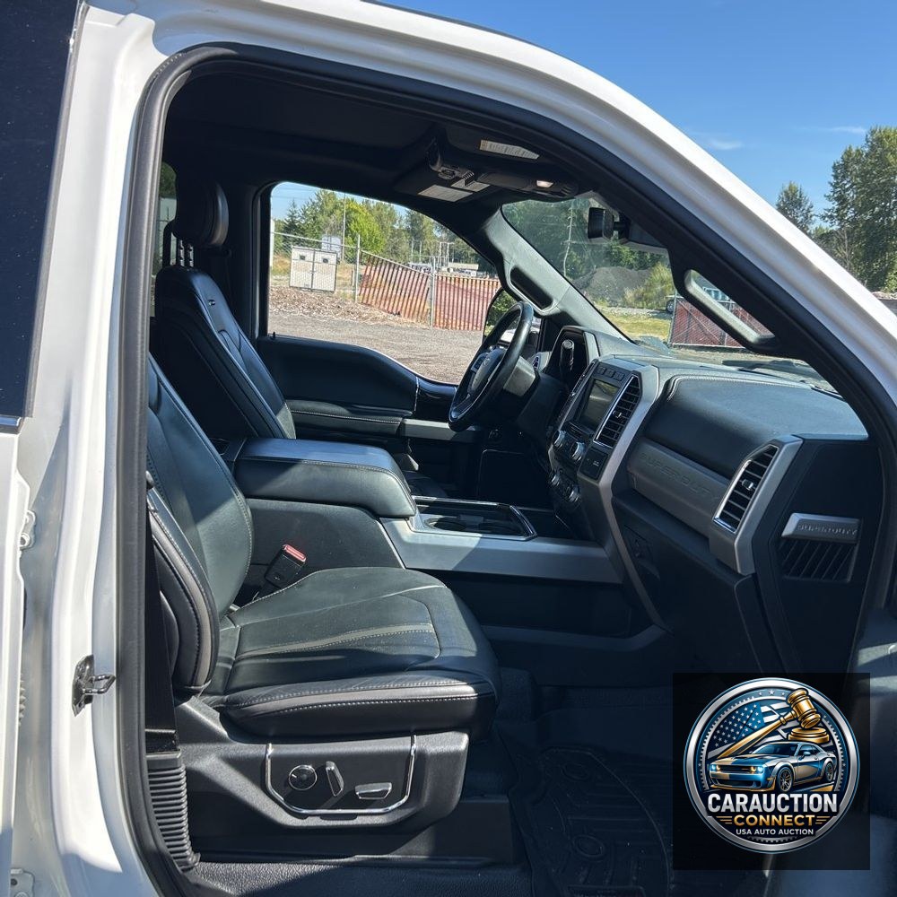 2017 Ford F350 S/D Platinum