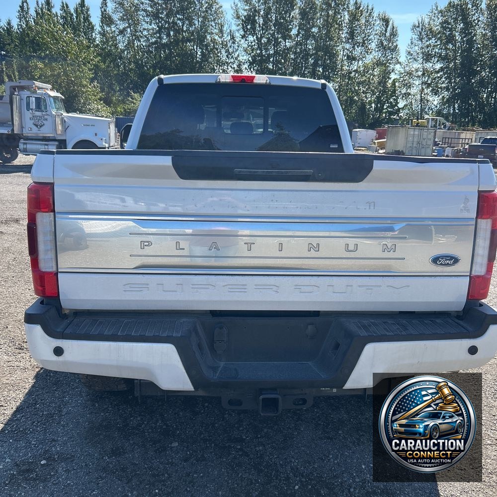 2017 Ford F350 S/D Platinum