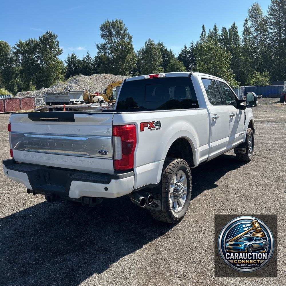2017 Ford F350 S/D Platinum