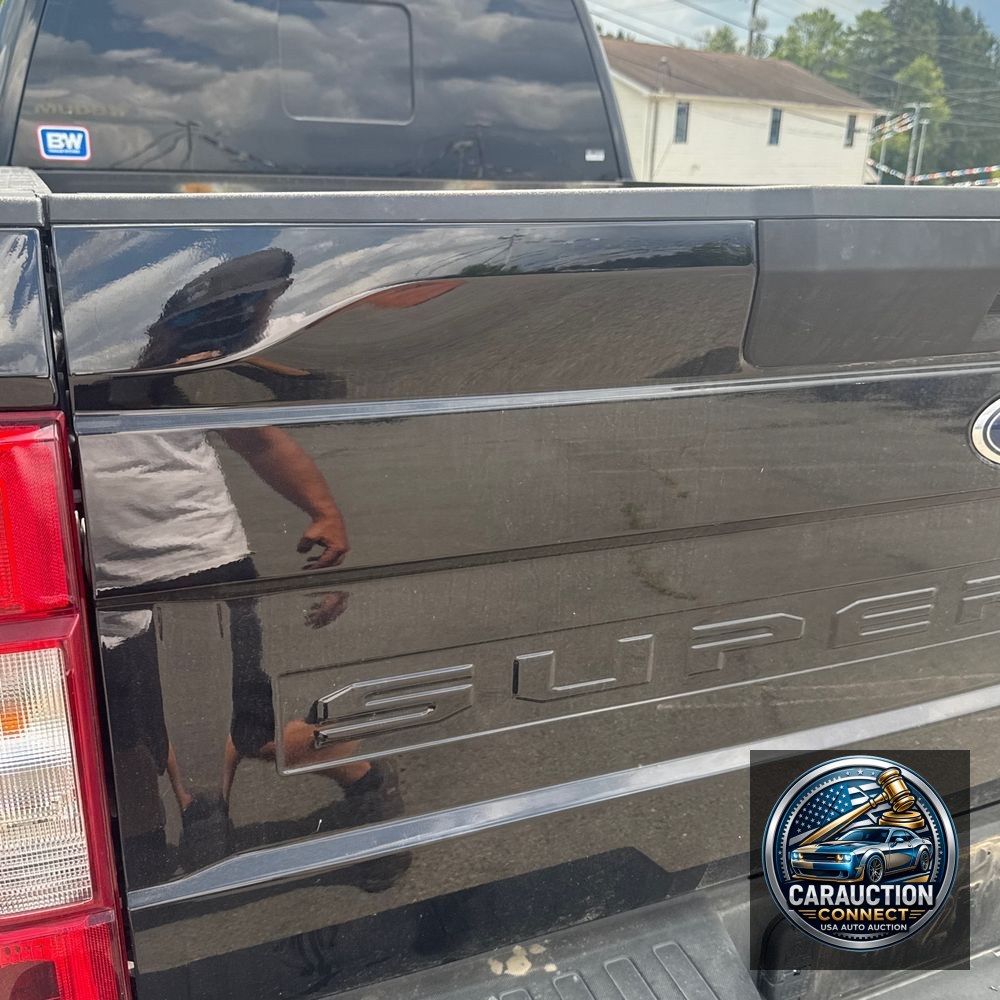 2022 Ford F-350 Super Duty Lariat