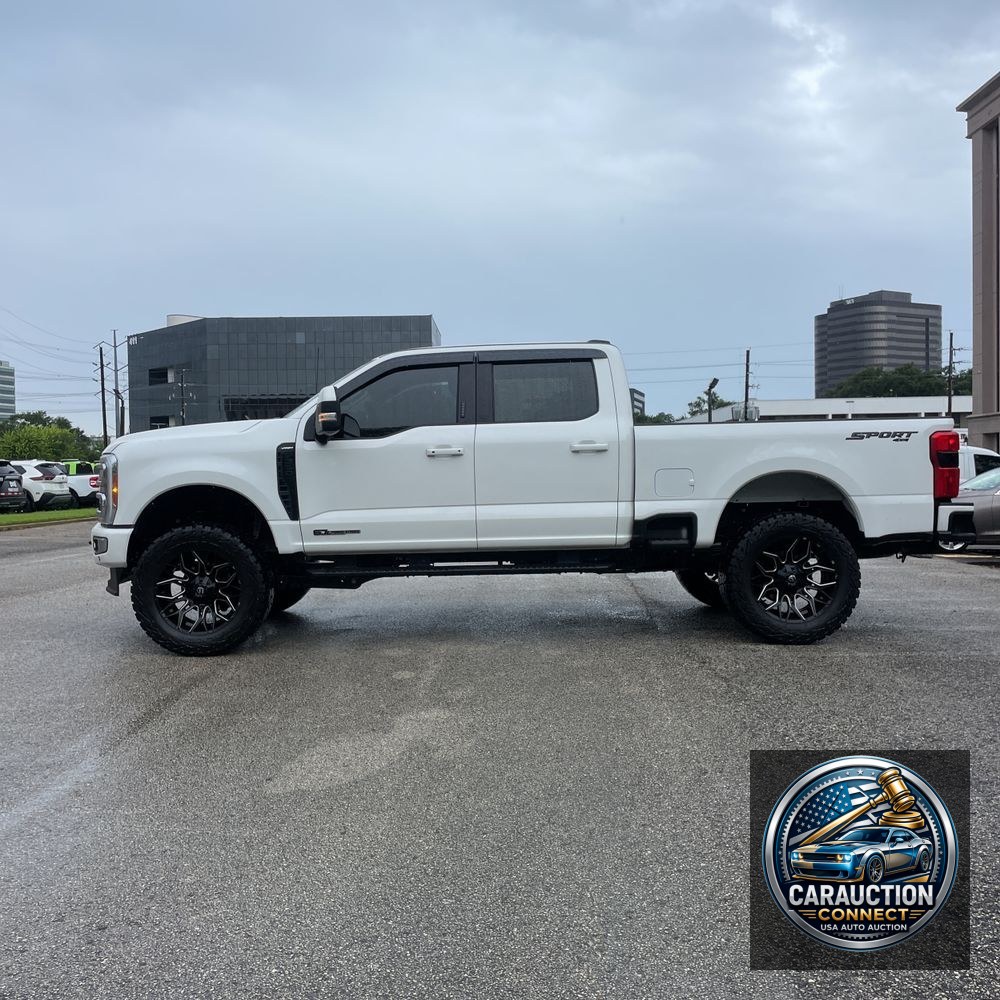 2023 Ford F350 S/D Lariat