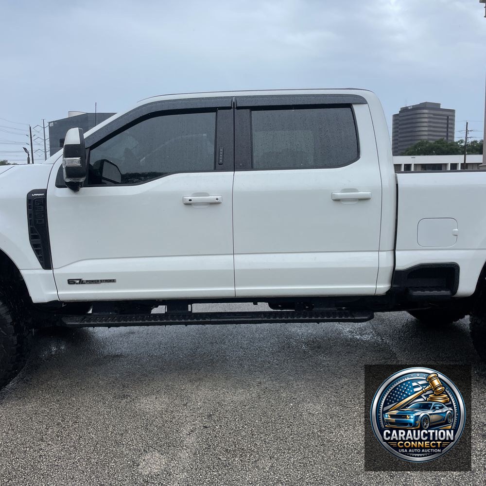 2023 Ford F350 S/D Lariat