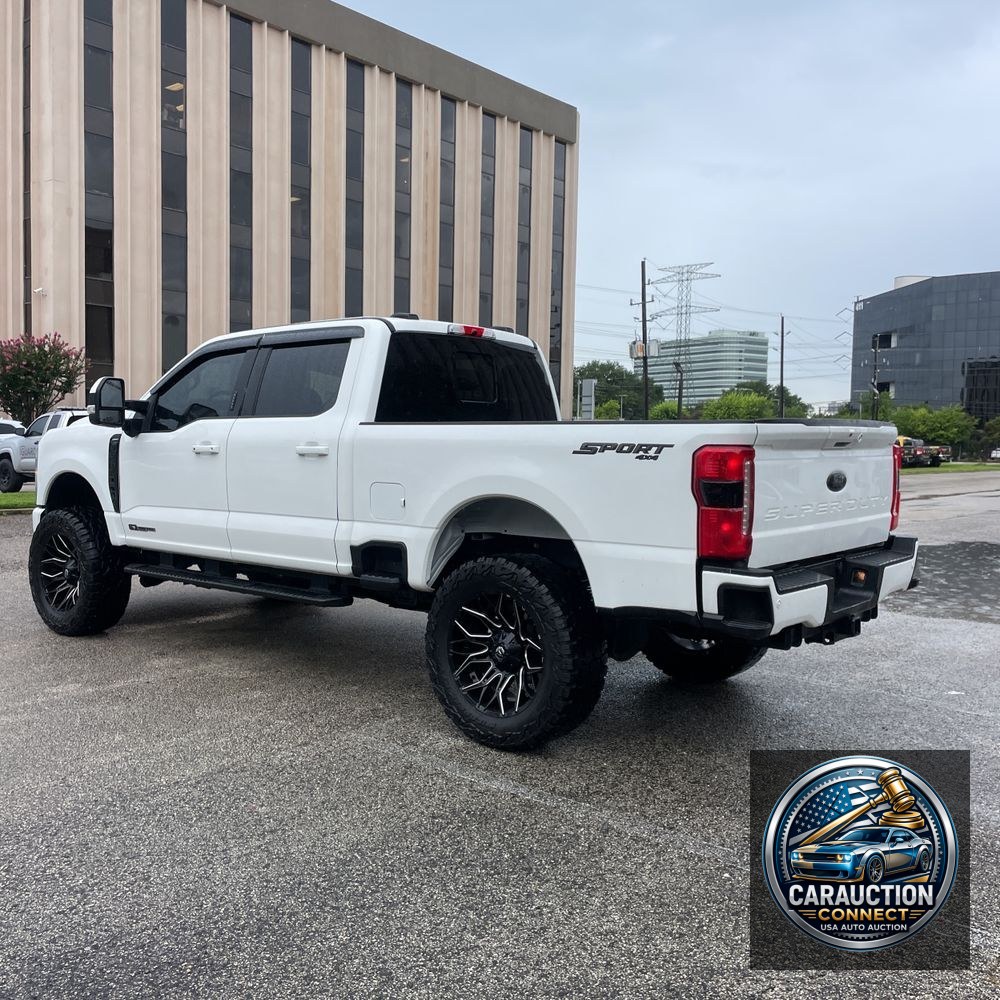 2023 Ford F350 S/D Lariat