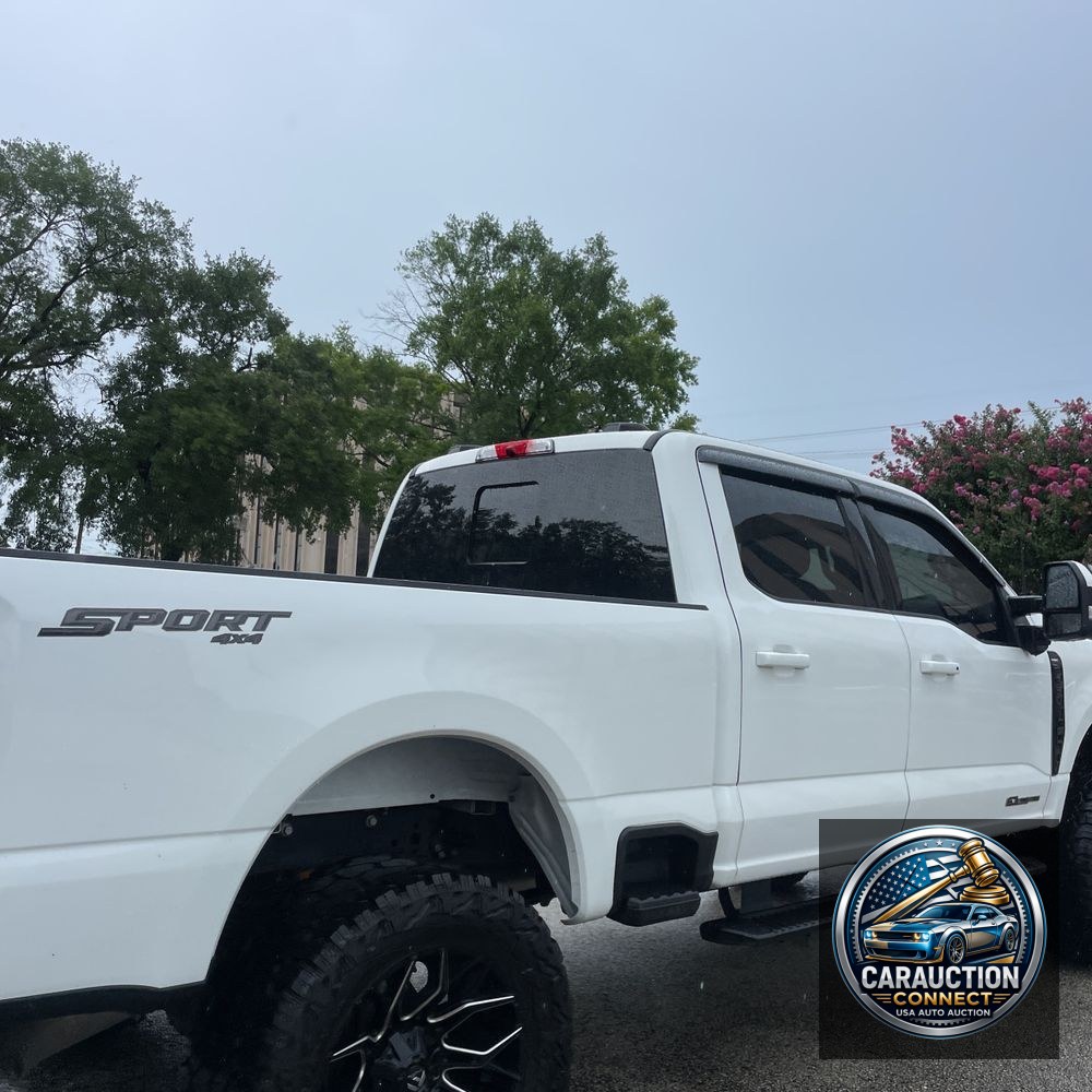 2023 Ford F350 S/D Lariat