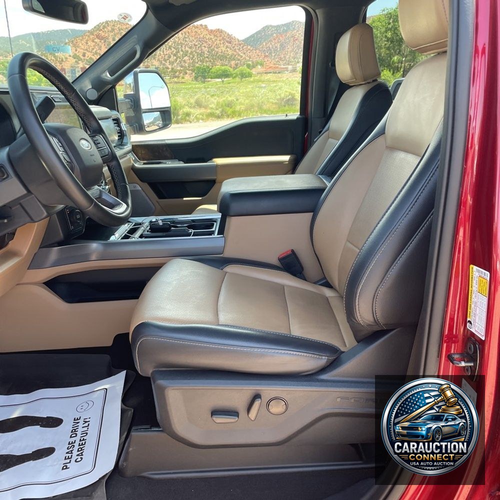 2025 Ford F-350 Super Duty Lariat