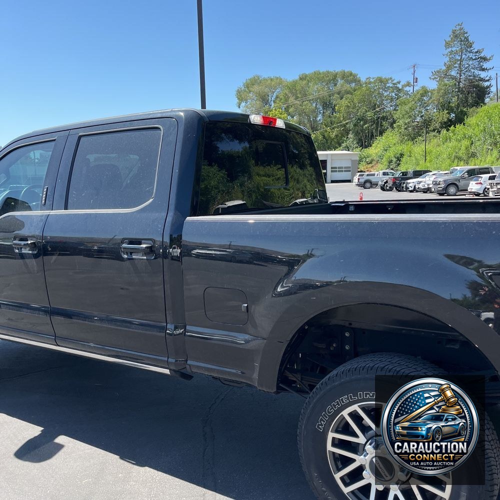 2018 Ford F-350 Super Duty Lariat
