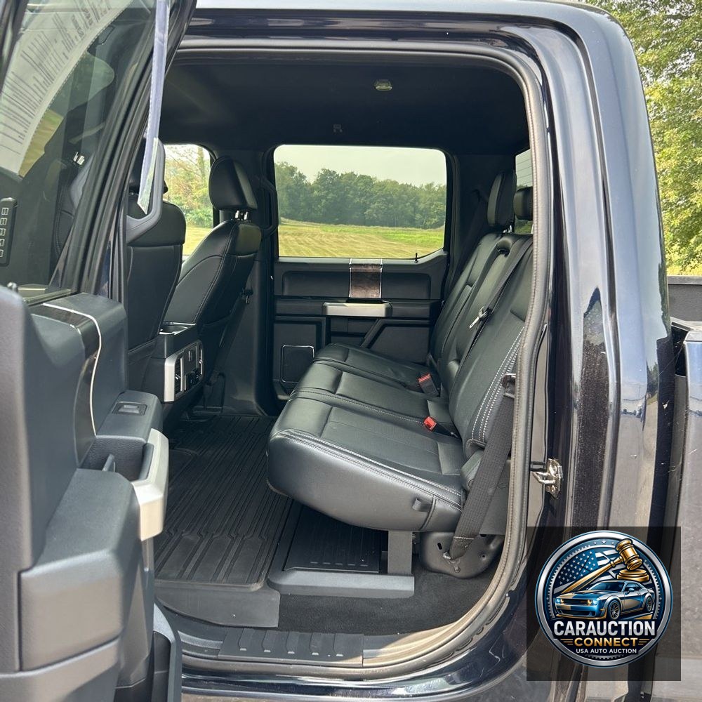 2022 Ford F-350 Super Duty Lariat