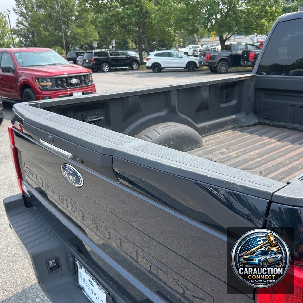 2022 Ford F-350 Super Duty Lariat