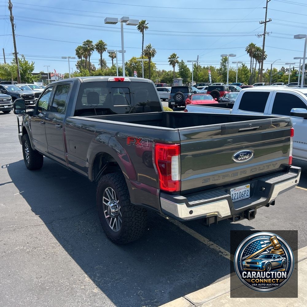 2018 Ford F-350 Super Duty Lariat