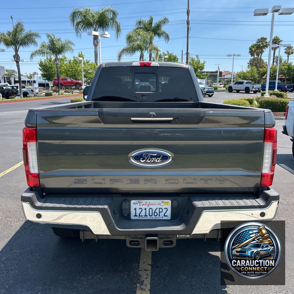 2018 Ford F-350 Super Duty Lariat