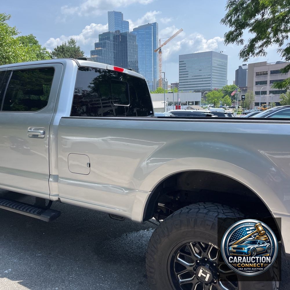 2021 Ford F-350 Super Duty Lariat