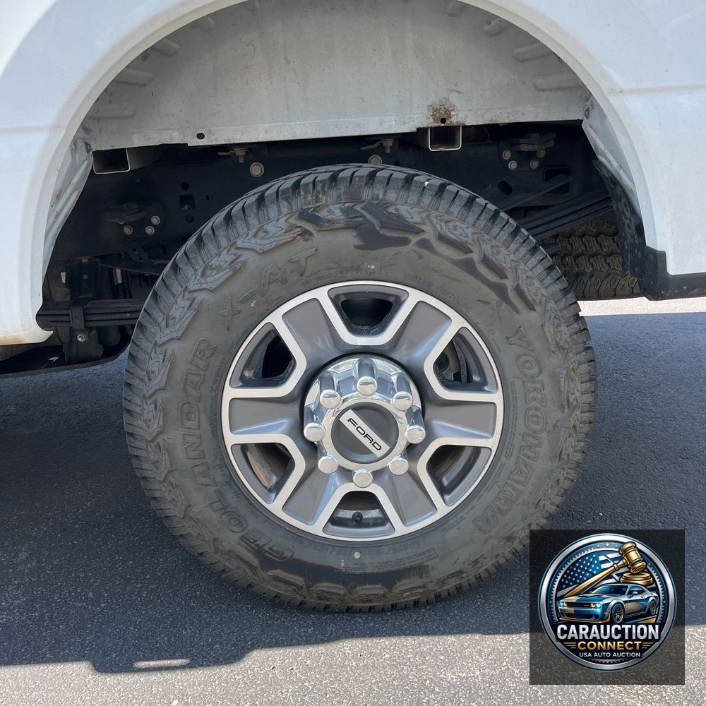 2023 Ford F-350 Super Duty Lariat