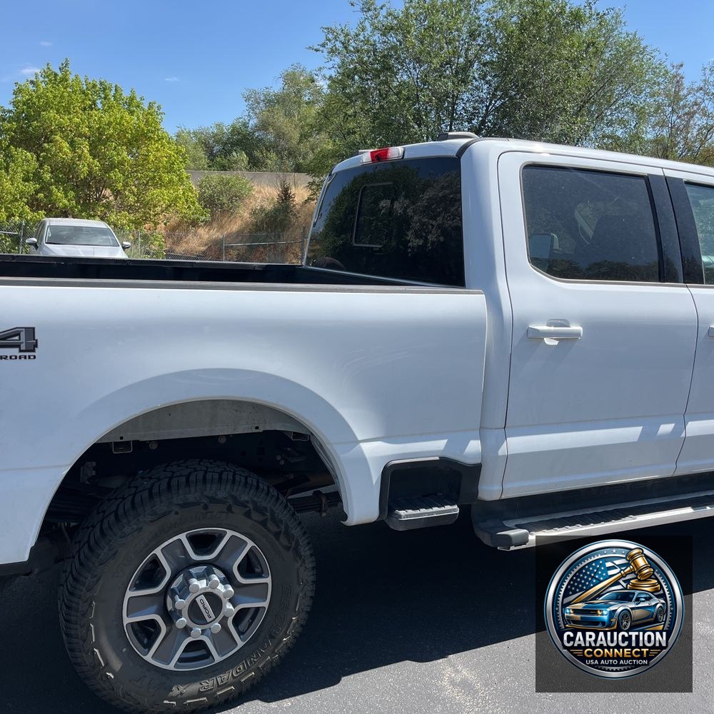 2023 Ford F-350 Super Duty Lariat
