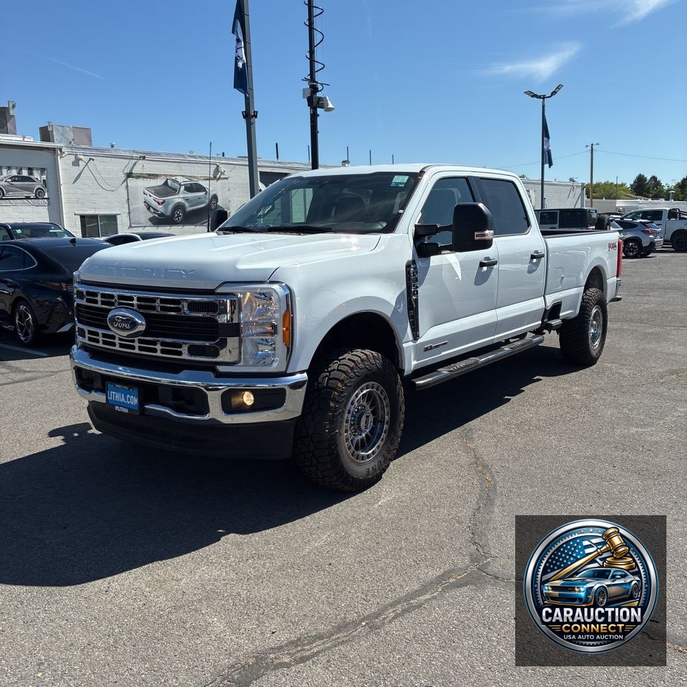 2023 Ford F350 S/D XLT