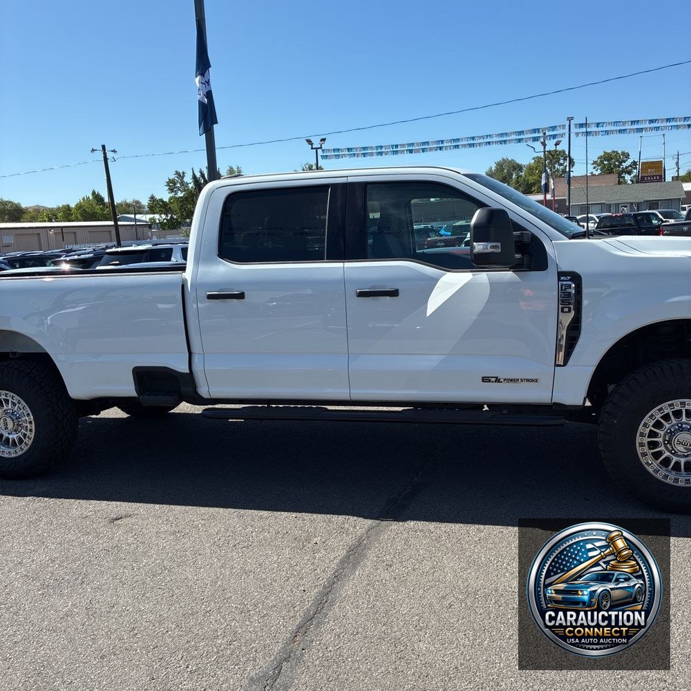 2023 Ford F350 S/D XLT