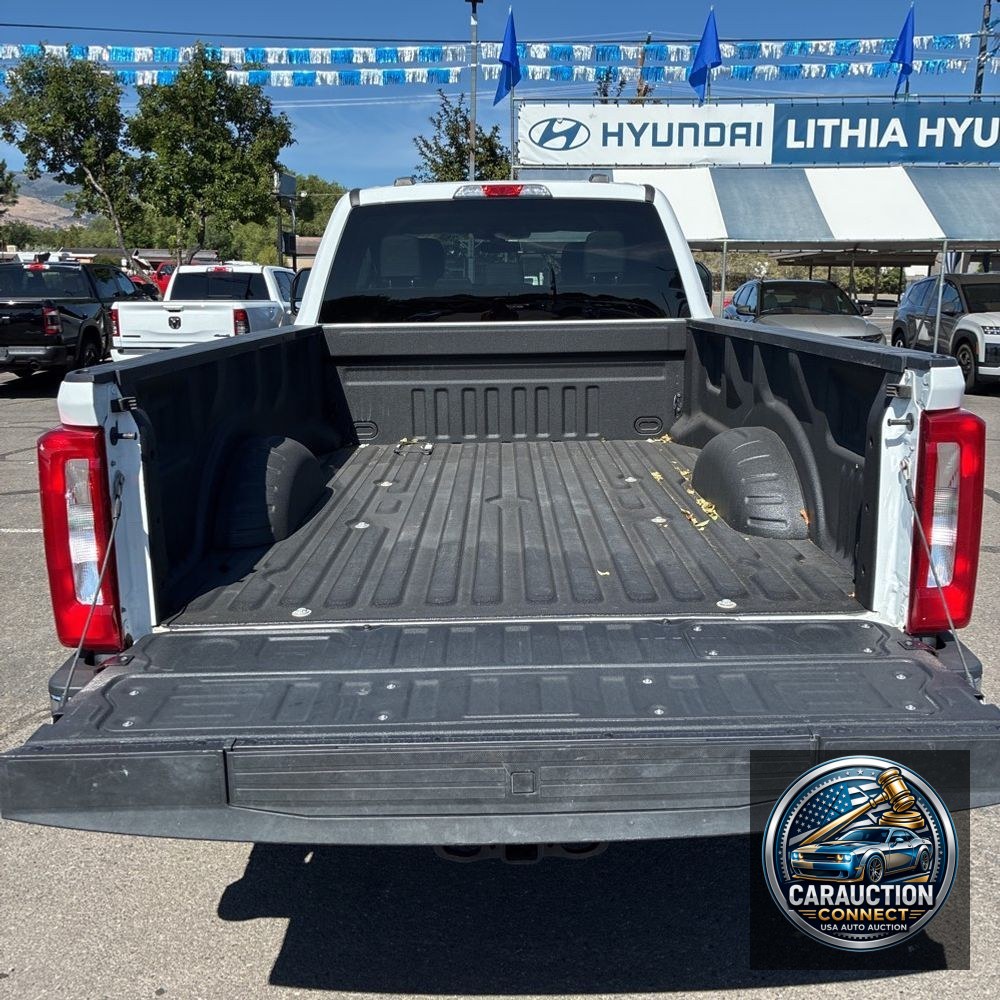 2023 Ford F350 S/D XLT