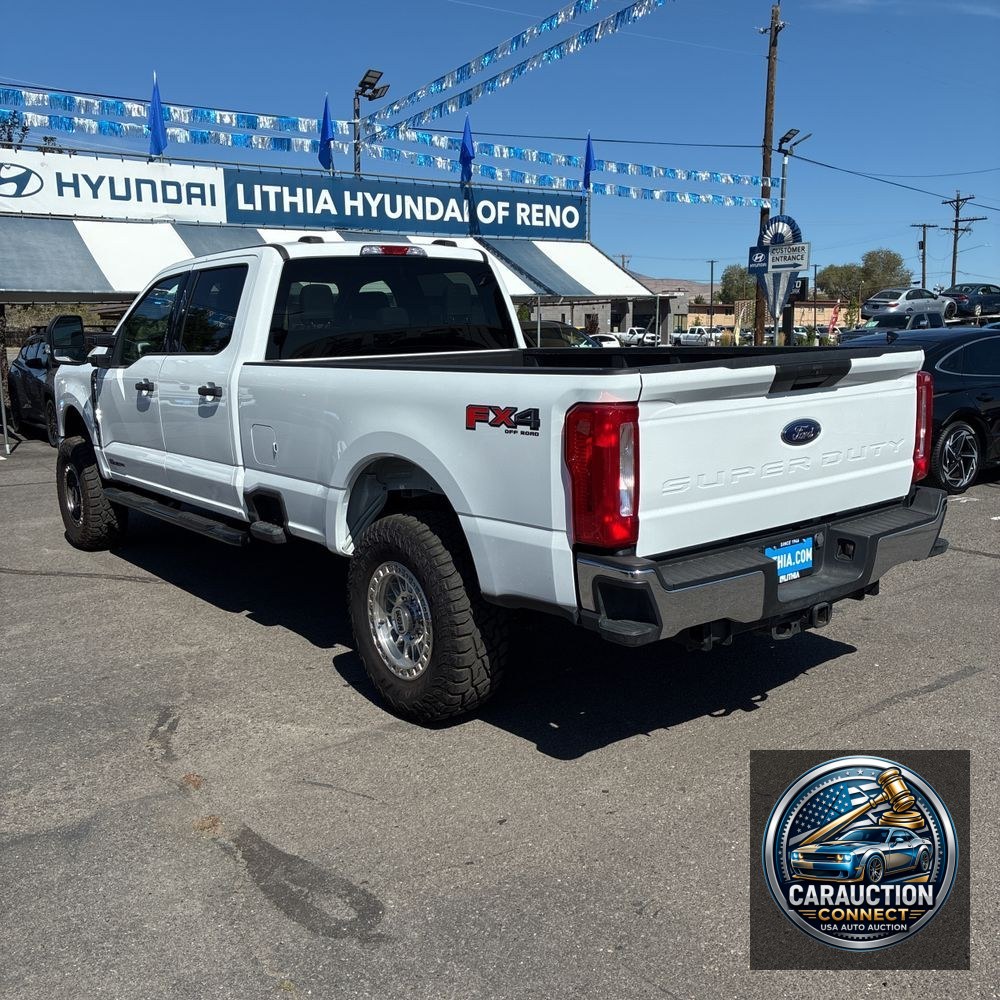 2023 Ford F350 S/D XLT