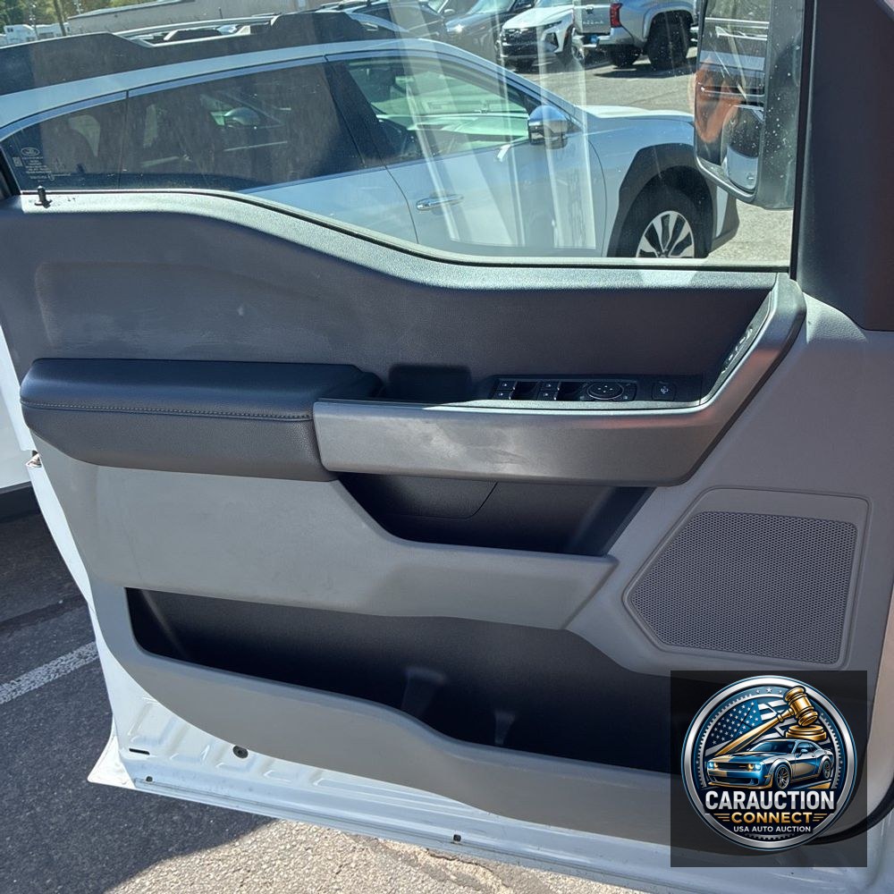 2023 Ford F350 S/D XLT