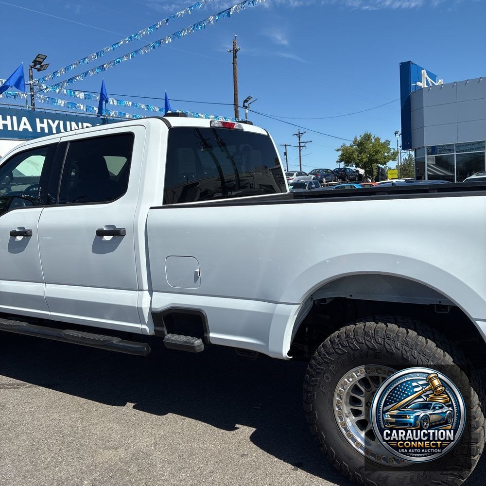 2023 Ford F350 S/D XLT
