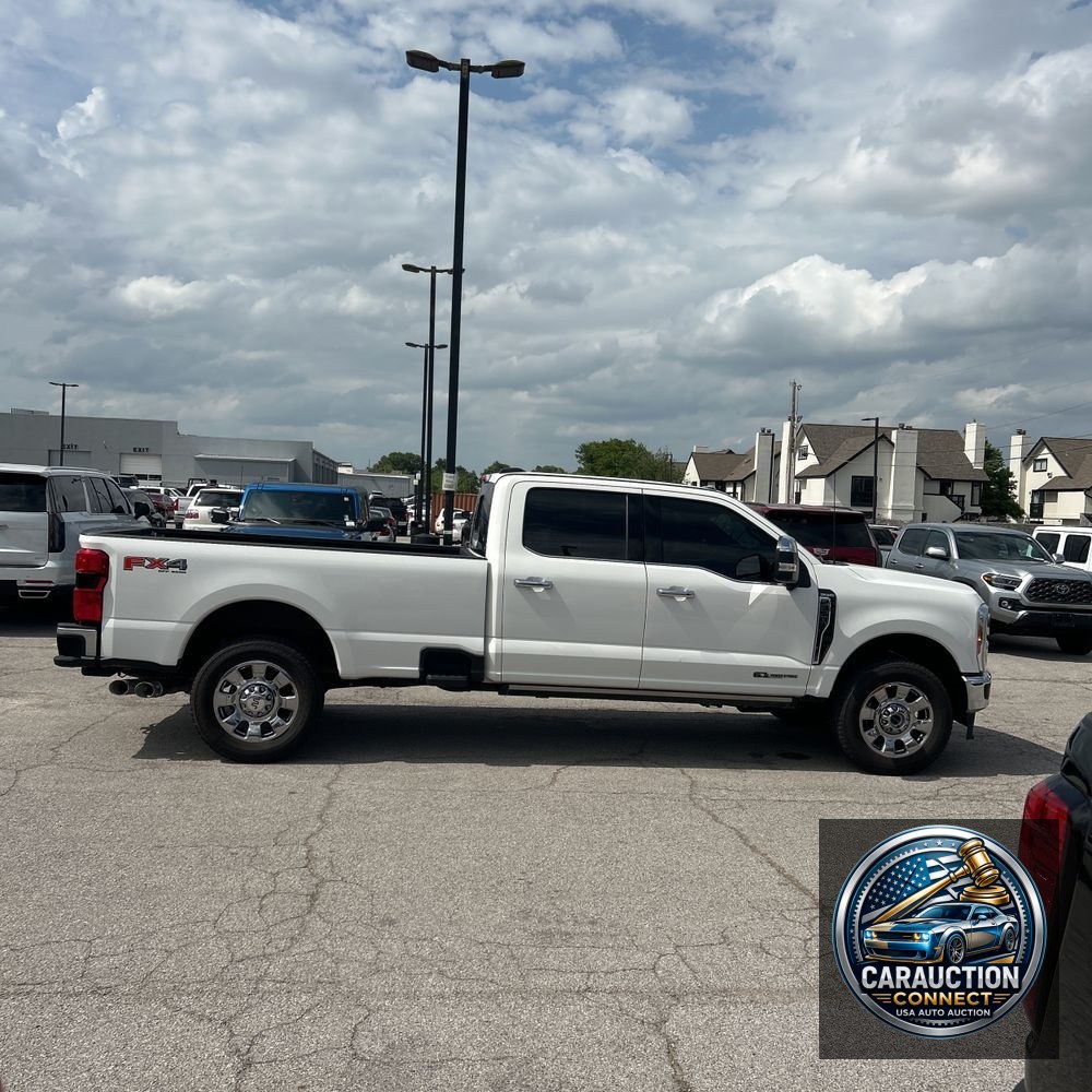 2023 Ford F-350 Super Duty King Ranch