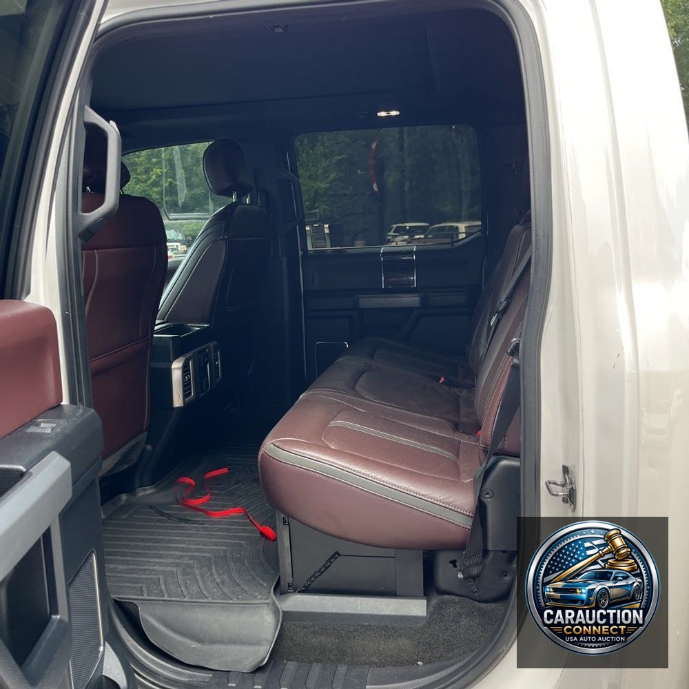 2017 Ford F-350 Super Duty Platinum