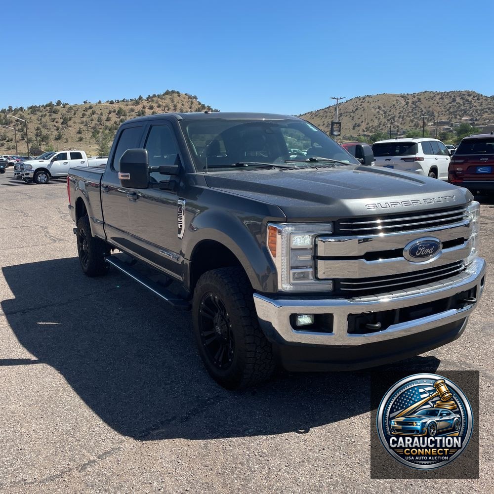 2017 Ford F-350 Super Duty Lariat