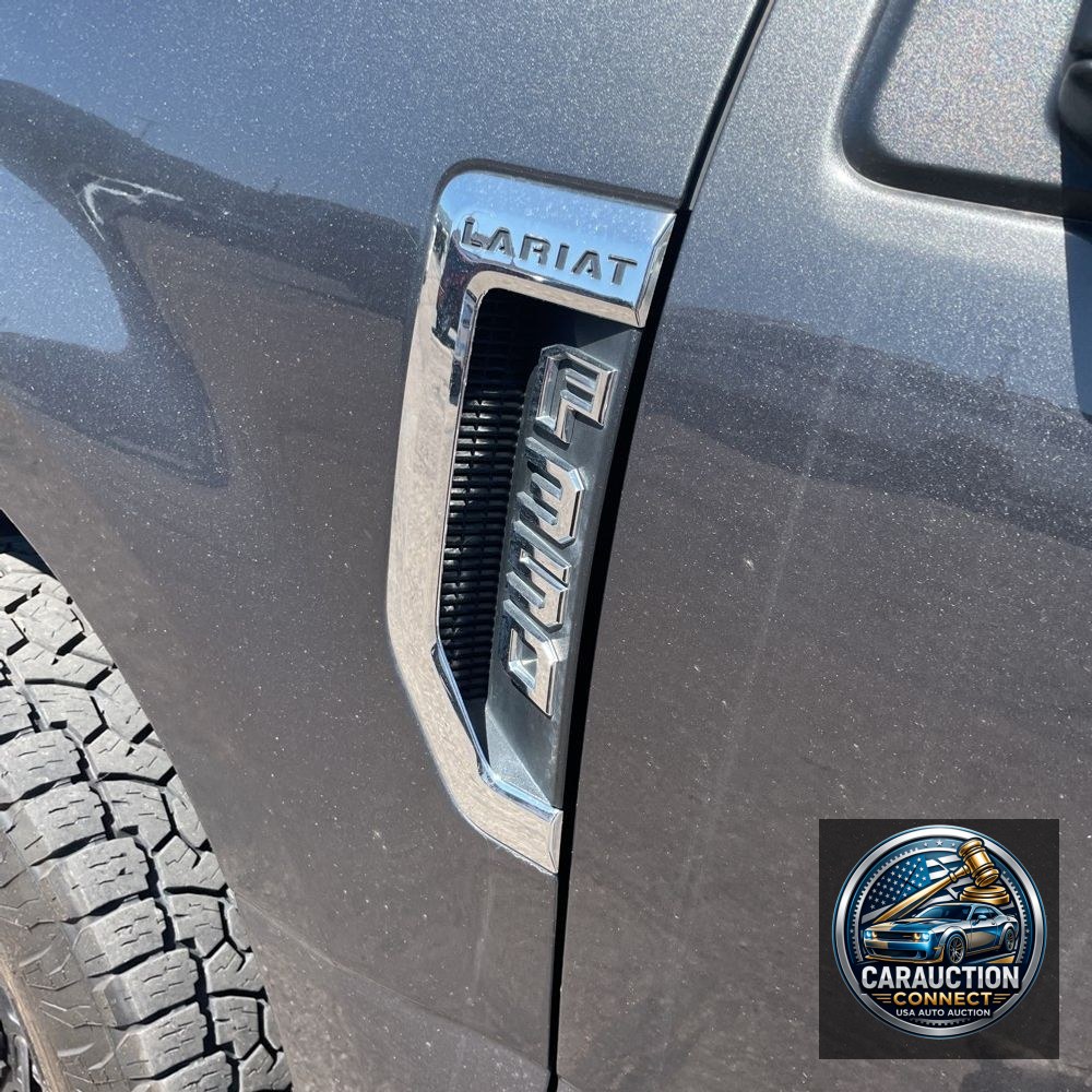 2017 Ford F-350 Super Duty Lariat