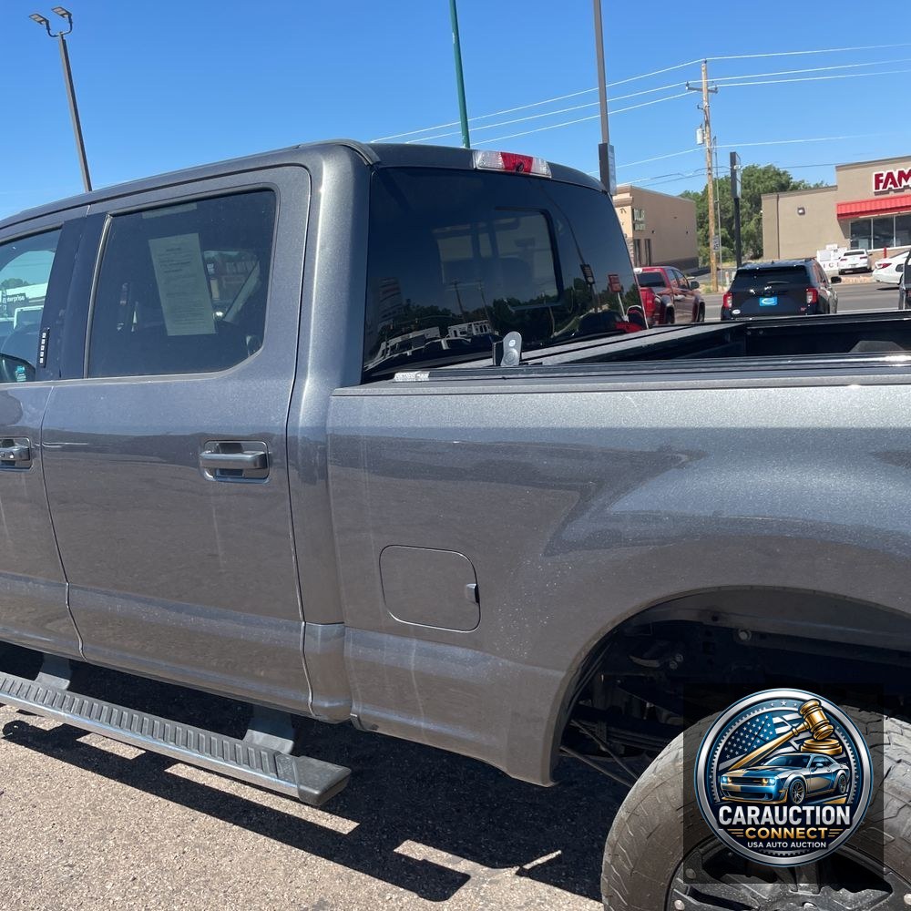 2017 Ford F-350 Super Duty Lariat