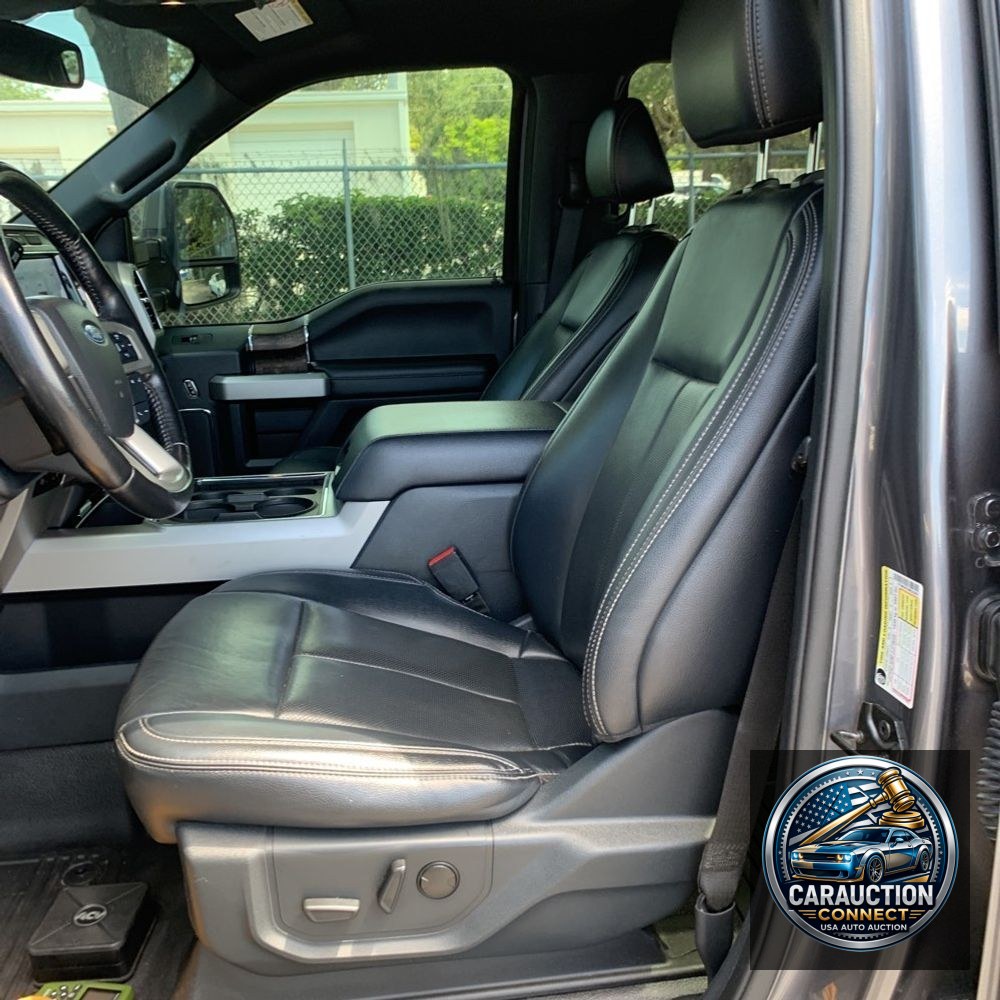2022 Ford F-350 Super Duty Lariat