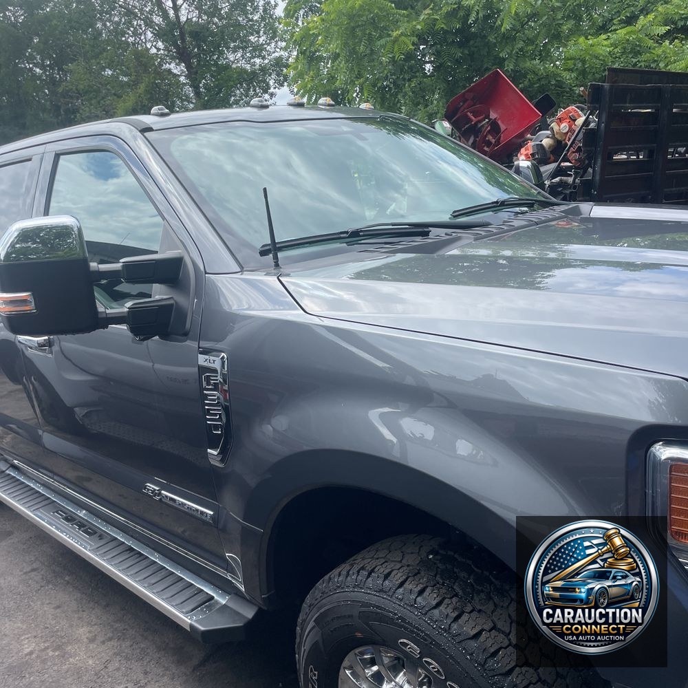 2022 Ford F-350 Super Duty XLT
