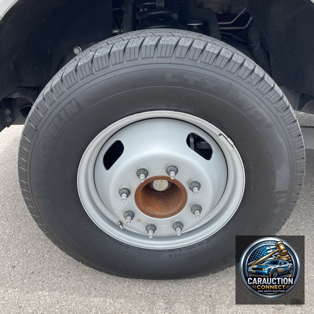 2024 Ford F-350 Super Duty XL