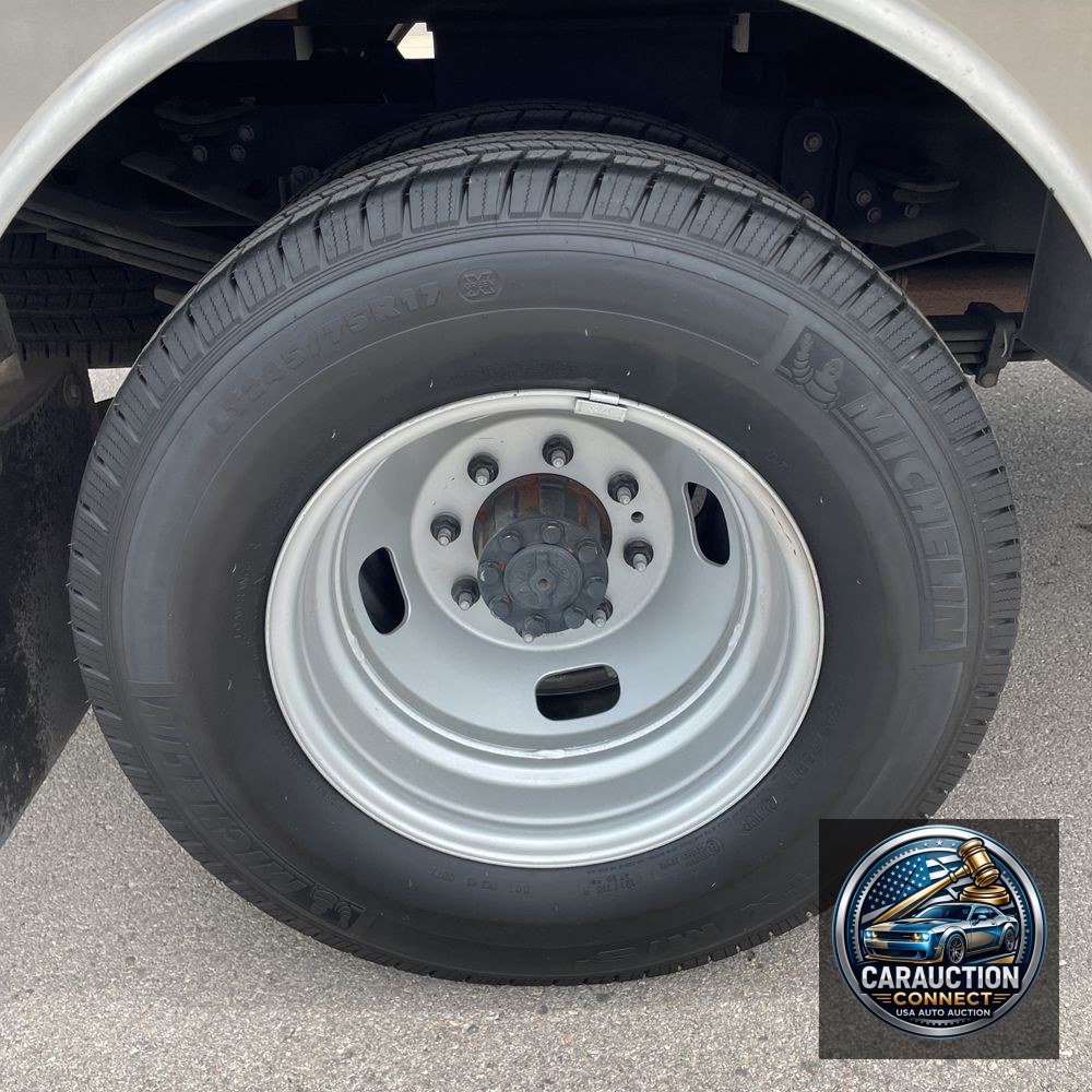 2024 Ford F-350 Super Duty XL