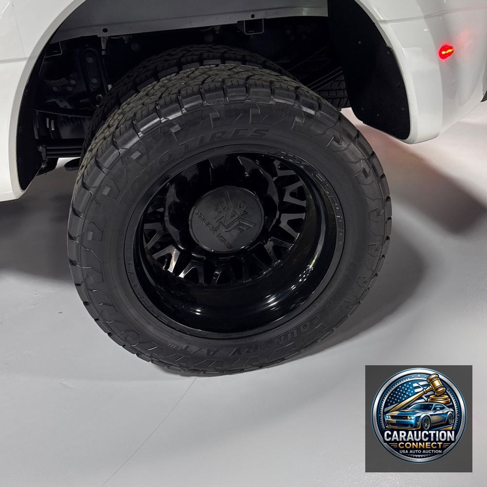 2024 Ford F-350 Super Duty Limited