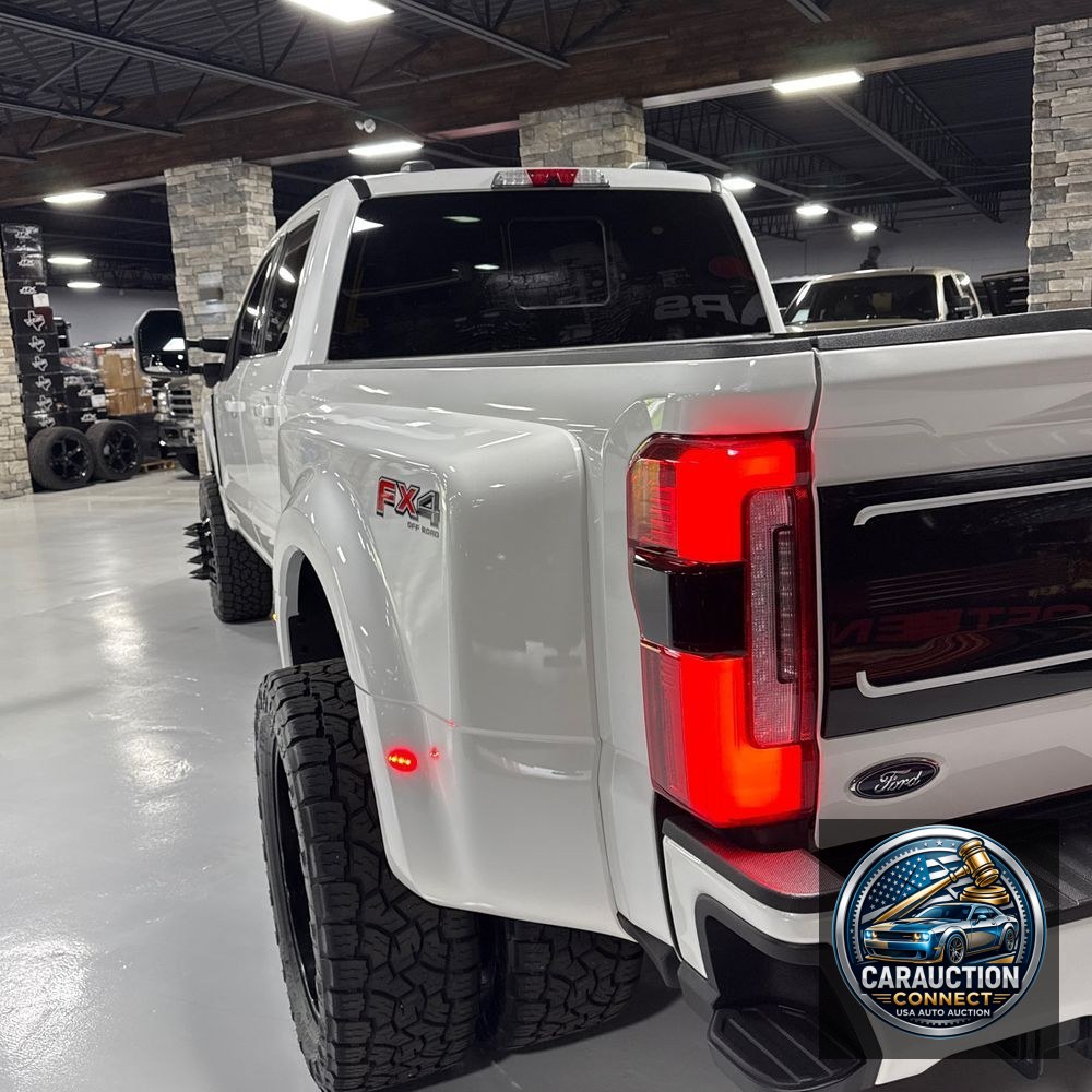 2024 Ford F-350 Super Duty Limited