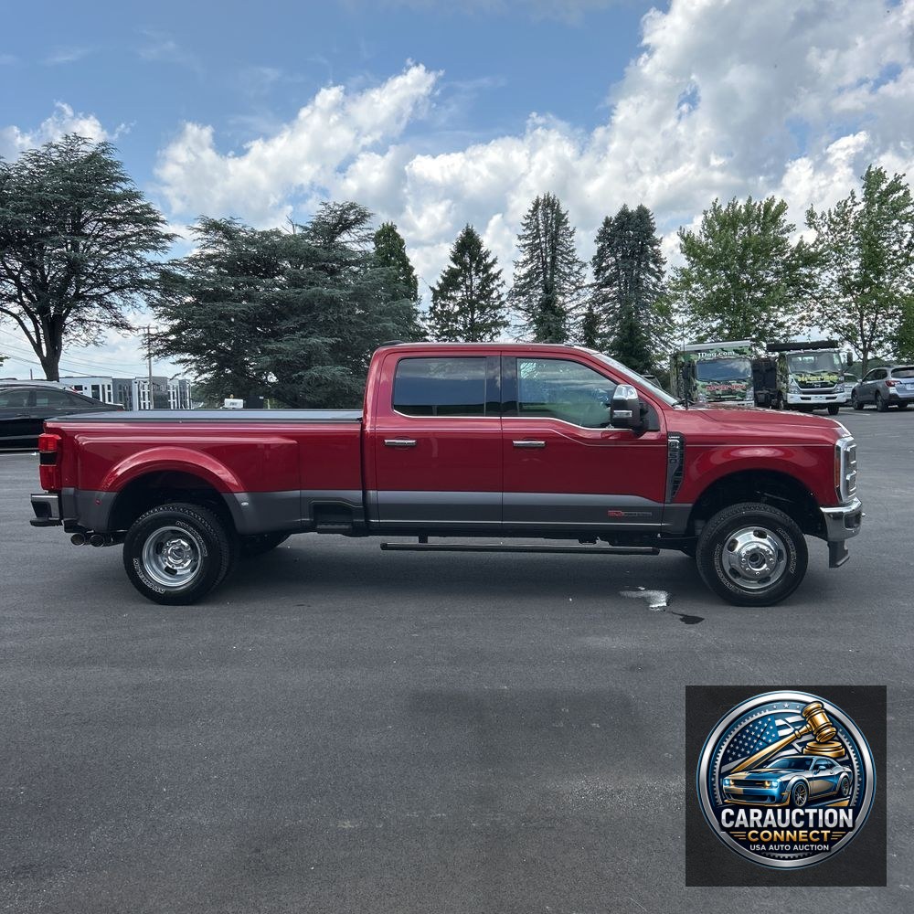 2023 Ford F-350 Super Duty Lariat