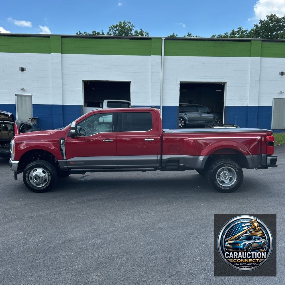 2023 Ford F-350 Super Duty Lariat
