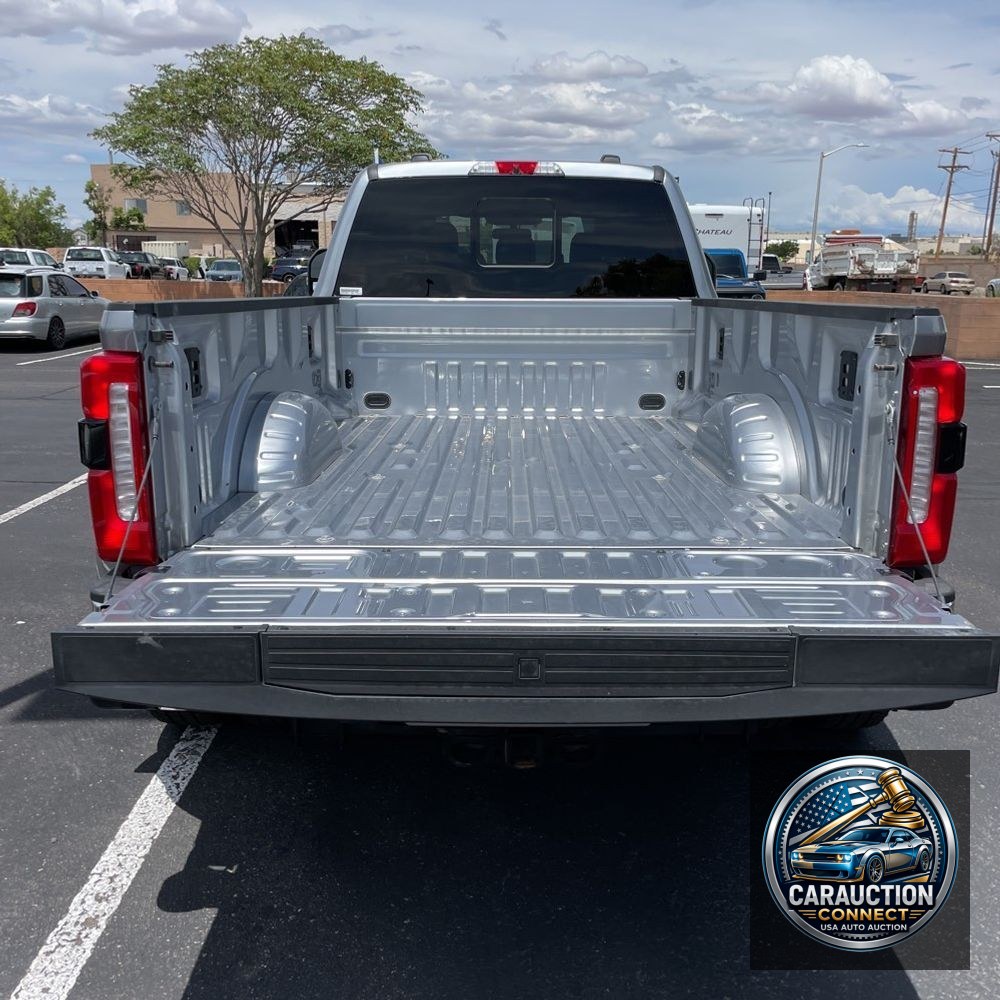 2024 Ford F-350 Super Duty Lariat